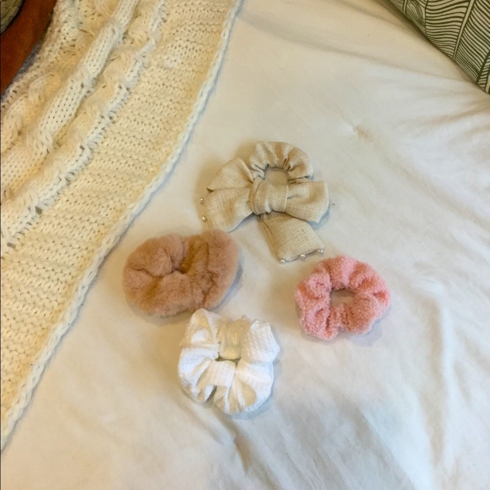 ✨Scrunchie bundle✨ - Picture 2 of 2